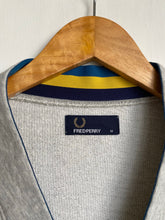 Load image into Gallery viewer, Fred Perry cardigan (M)