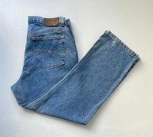 Load image into Gallery viewer, Tommy Hilfiger Jeans W34 L29