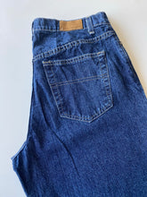 Load image into Gallery viewer, Tommy Hilfiger Jeans W32 L29