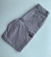 Load image into Gallery viewer, Dickies Shorts W34