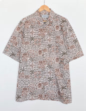 Load image into Gallery viewer, Crazy print shirt (XXL)