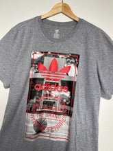 Load image into Gallery viewer, Adidas t-shirt (2XL)