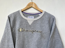 Load image into Gallery viewer, Champion sweatshirt (M)