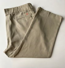 Load image into Gallery viewer, Dickies 874 W42 L28