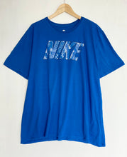 Load image into Gallery viewer, Nike t-shirt (2XL)
