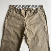 Load image into Gallery viewer, Dickies W35 L33