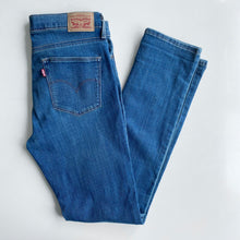 Load image into Gallery viewer, Levi’s Jeans W29 L32