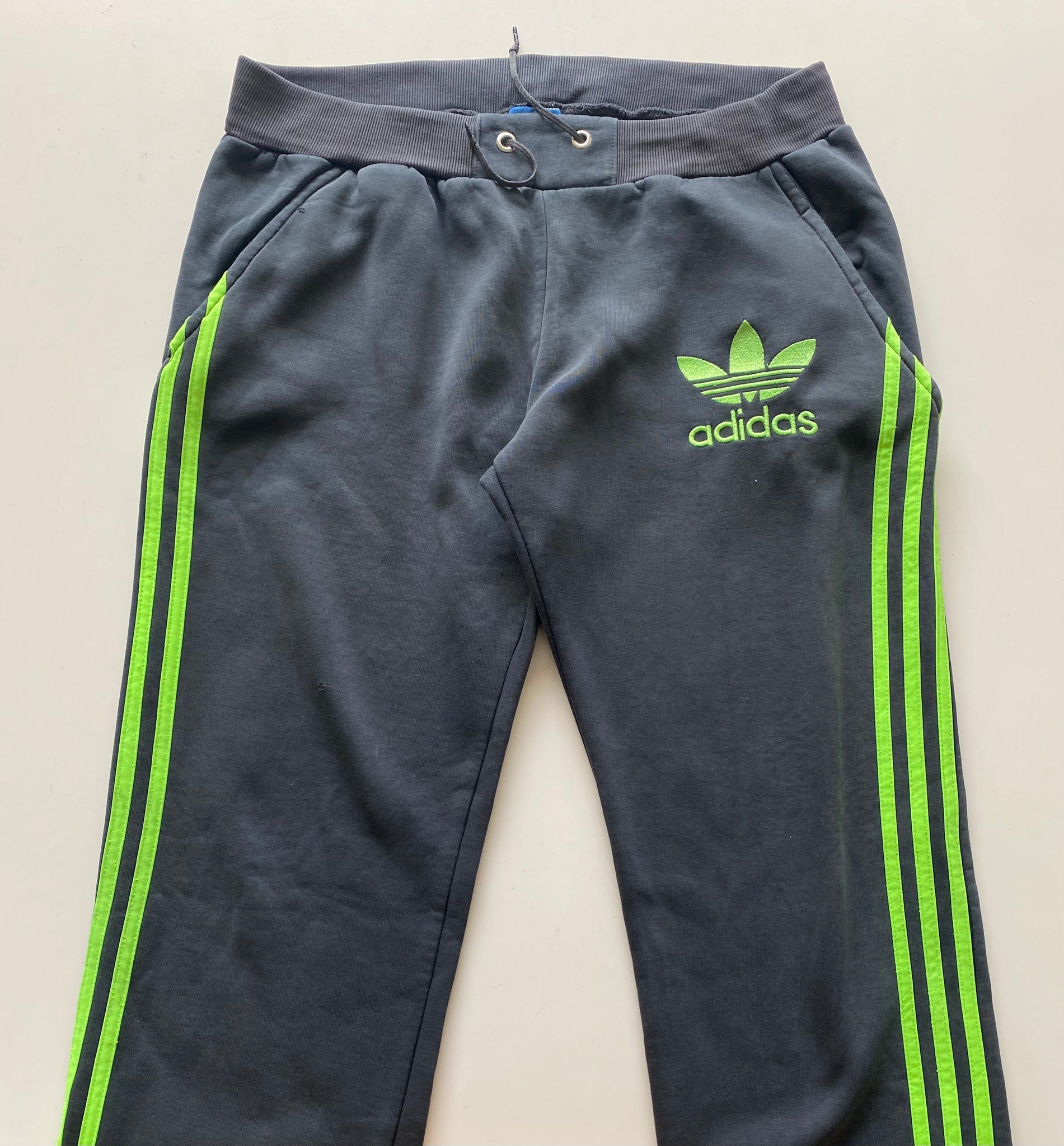 Adidas joggers online xl