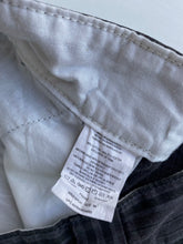 Load image into Gallery viewer, Dickies Shorts W36