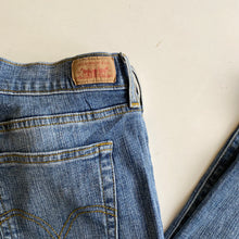 Load image into Gallery viewer, Levi’s Jeans W31 L28