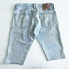 Load image into Gallery viewer, Levis 511 shorts