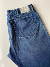 Load image into Gallery viewer, Polo Ralph Lauren Jeans W40 L32