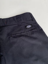 Load image into Gallery viewer, Dickies Shorts W34