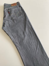 Load image into Gallery viewer, Levi’s 501 W38 L34