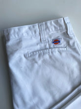 Load image into Gallery viewer, Dickies W40 L30