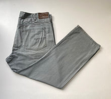 Load image into Gallery viewer, Calvin Klein Jeans W38 L30