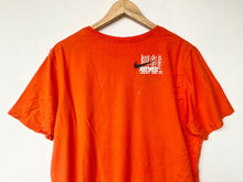 Load image into Gallery viewer, Nike T-shirt (XL)
