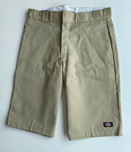 Load image into Gallery viewer, Dickies Shorts W34