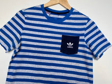 Load image into Gallery viewer, Adidas t-shirt (XS)