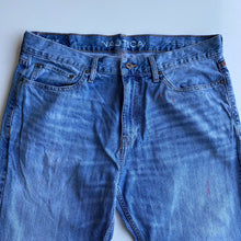 Load image into Gallery viewer, Nautica Jeans W36 L32