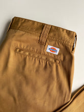 Load image into Gallery viewer, Dickies W36 L30