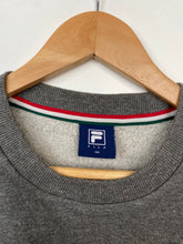 Load image into Gallery viewer, Fila Heritage sweatshirt (M)