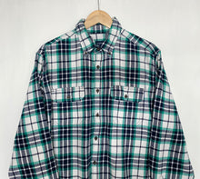 Load image into Gallery viewer, Flannel shirt (L)