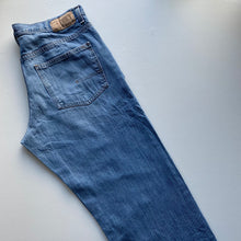 Load image into Gallery viewer, Calvin Klein Jeans W34 L30