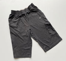 Load image into Gallery viewer, 00s Nike cotton shorts (M)