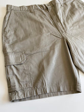 Load image into Gallery viewer, Dickies Cargo Shorts W42