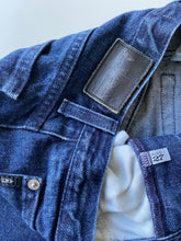 Load image into Gallery viewer, Armani Jeans W24 L30