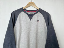 Load image into Gallery viewer, Russell Athletic sweatshirt (L)