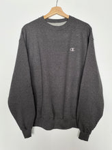 Load image into Gallery viewer, Champion sweatshirt (L)