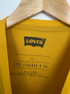 Levi’s t-shirt (L)