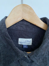 Load image into Gallery viewer, Cord shirt (XL)