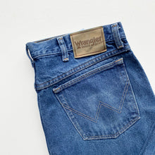 Load image into Gallery viewer, Wrangler Jeans W35 L32