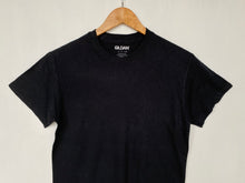 Load image into Gallery viewer, Plain t-shirt (S)