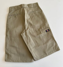 Load image into Gallery viewer, Dickies Shorts W28