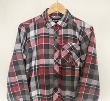 Load image into Gallery viewer, Flannel shirt (S)