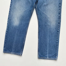 Load image into Gallery viewer, Levi’s 505 W36 L29
