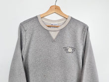 Load image into Gallery viewer, Champion Walt Disney sweatshirt (S)