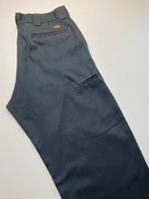 Load image into Gallery viewer, Dickies W38 L30