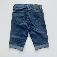 Load image into Gallery viewer, Levi’s 711 shorts