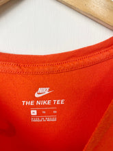 Load image into Gallery viewer, Nike T-shirt (XL)