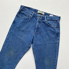 Load image into Gallery viewer, Wrangler Jeans W35 L29