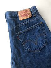 Load image into Gallery viewer, Levi’s 517 W34 L32