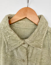 Load image into Gallery viewer, Jumbo cord shirt (M)