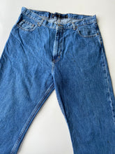Load image into Gallery viewer, Nautica Jeans W36 L30