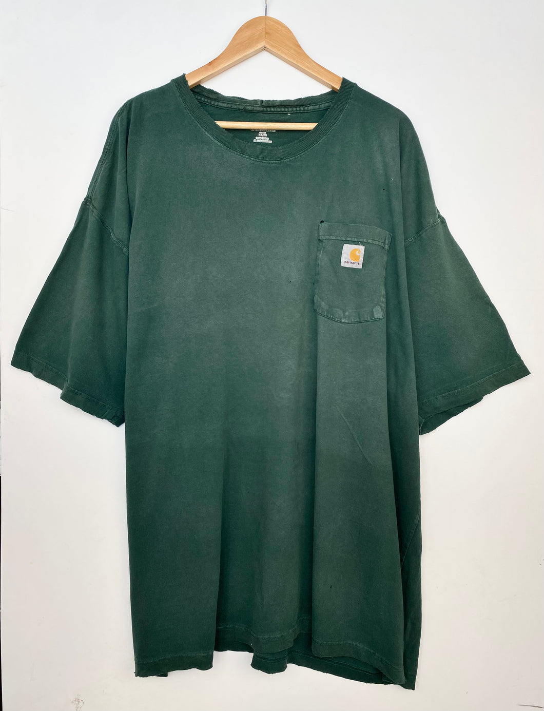Distressed Carhartt T-shirt (3XL)