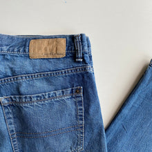 Load image into Gallery viewer, Calvin Klein Jeans W34 L32